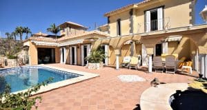 Villa di Lusso con piscina privata e garage in vendita a maspalomas in gran canaria